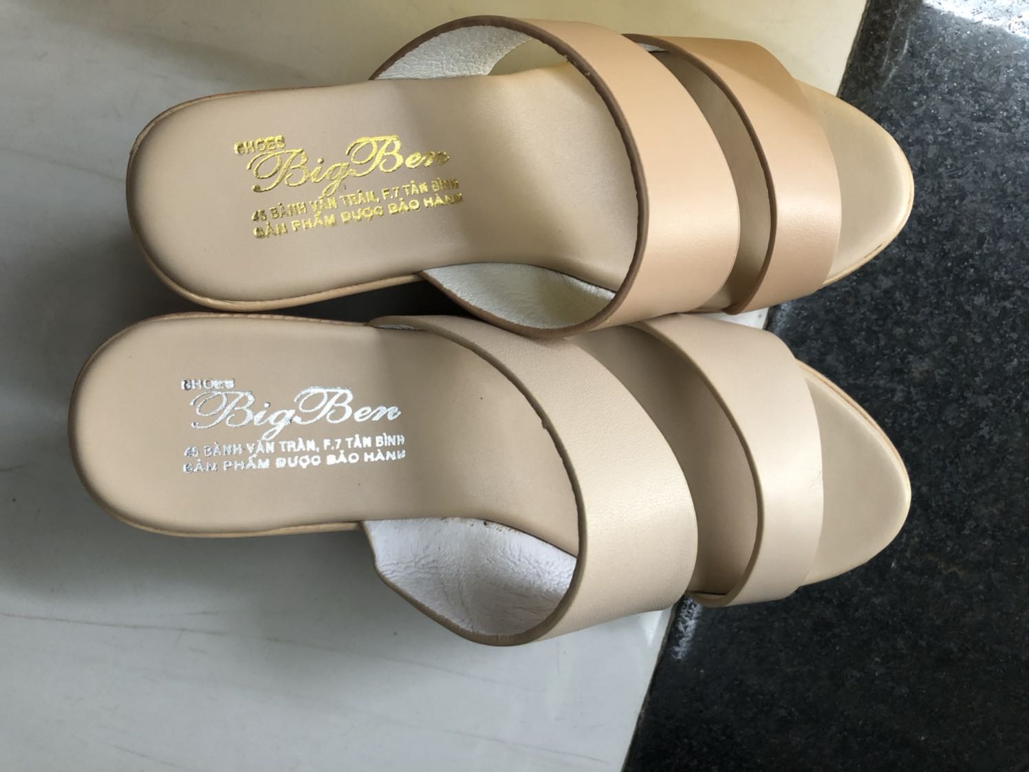 Không hài lòng. Mang thế nào các bác nhở??