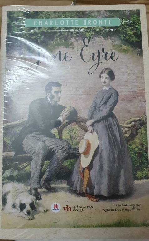 Sách được đóng gói cẩn thận,nhân viên giao hàng nhanh ,đúng hẹn .