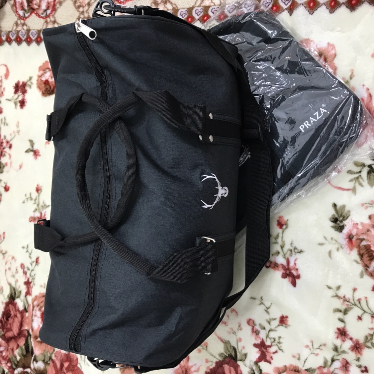 Túi đẹp mình rất hài lòng, mua ở shop này thì yên tâm!