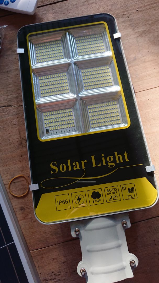 giao hàng nhanh, sản phẩm như shop đăng, còn chất lượng thì phải dùng mới biết dc, nhưng nhìn chung trong tầm giá này thì sản phẩm ok rồi