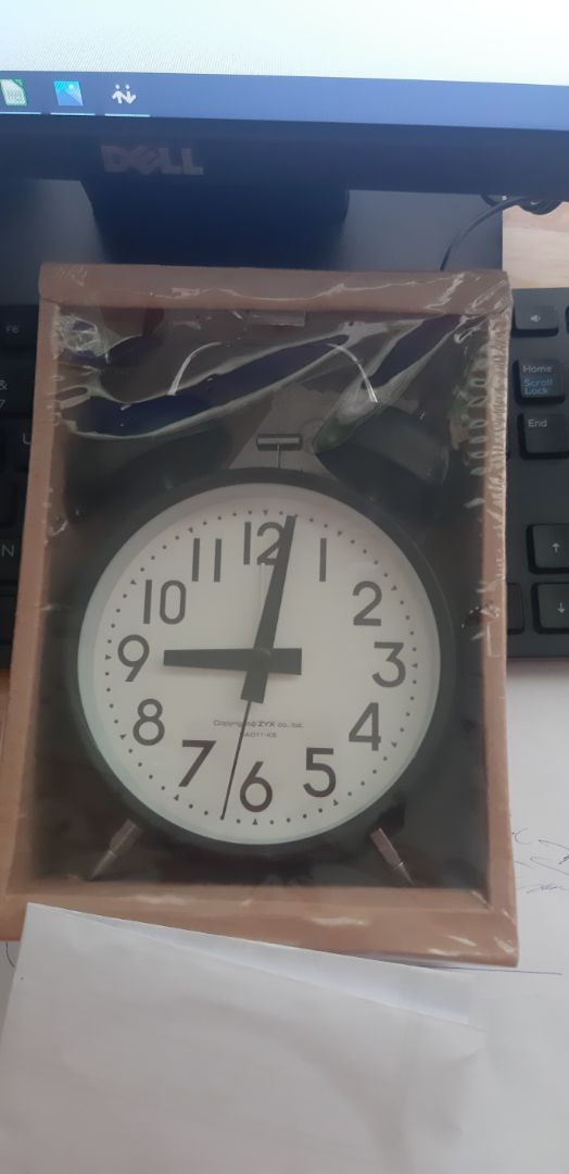 đây là lần thứ 2 mình thất vọng về tiki ạ.
đơn hàng đặt màu đỏ (đỏ luôn cả mặt kim đồng hồ) mà khi giao lại màu đen, không đúng sản phẩm. đây là lần thứ 2 mình thất vọng về tiki ạ.
đơn hàng đặt màu đỏ (đỏ luôn cả mặt kim đồng hồ) mà khi giao lại màu đen, không đúng sản phẩm.