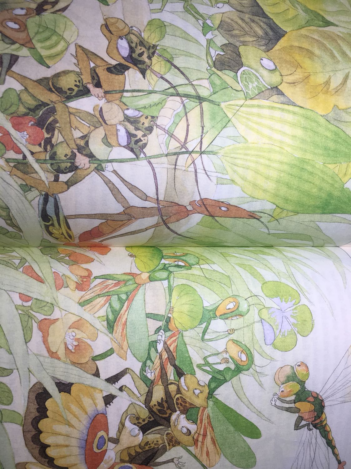 Sách đẹp muốn xỉu luôn. Bìa sách đẹp, giấy dày, em mình rất thích luôn dù nó là đứa lười đọc sách. Tuy nhiên trang cuối cùng của mình nó hoi bị lem dơ mà do kĩ tính nên hơi khó chịu. Dù sao thì nên mua nha