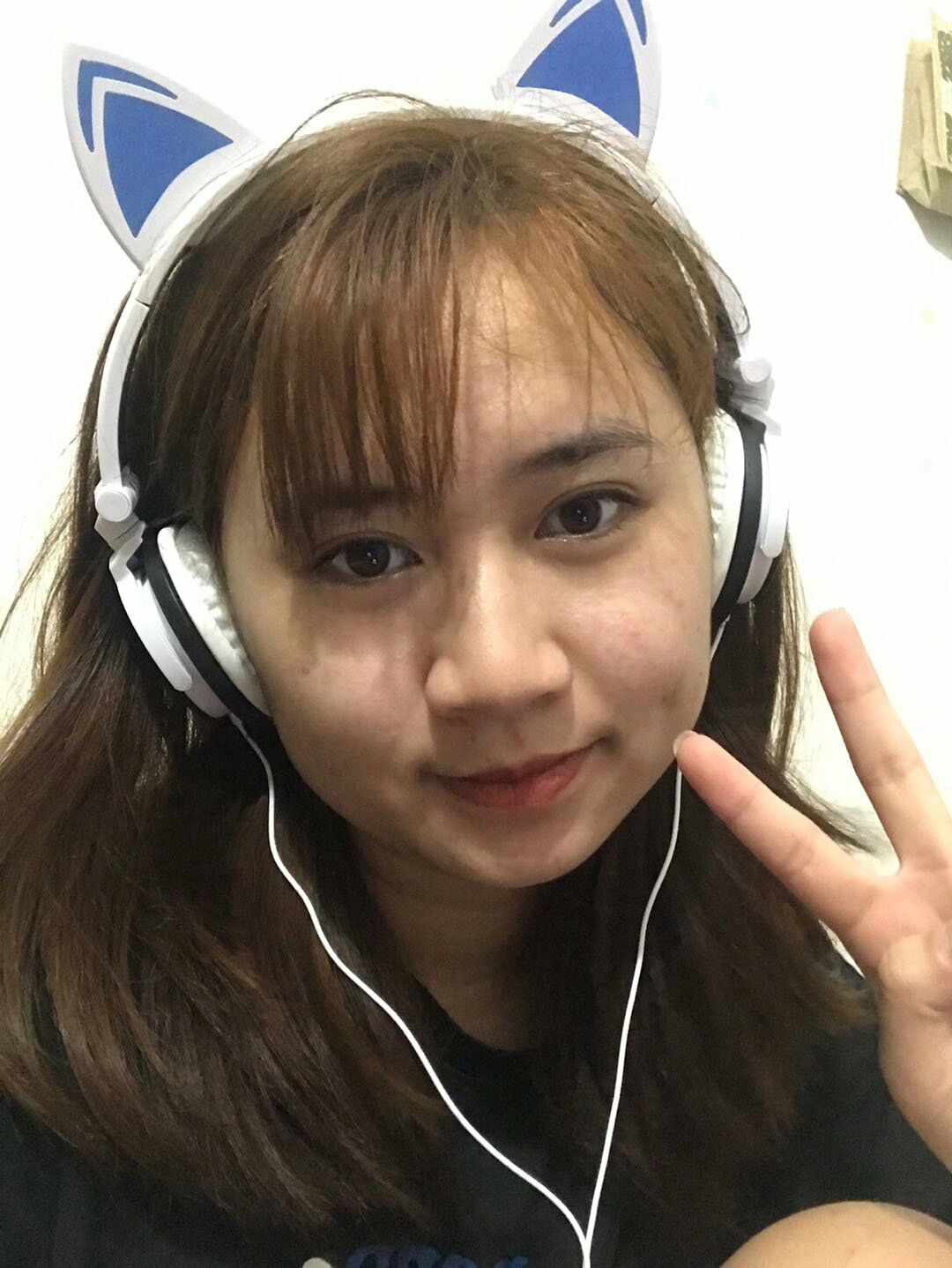 Đây là lần đầu mình mua hàng ở shop, mà mua tới 2 cái lận. mình đã dành thời gian khá lâu để *** về chất lượng của em nó. Hàng rất đẹp rất hài lòng, màu sắc đúng như shop đăng, âm thanh thì cũng ok, chỉ có giao hàng hơi chậm thì nên cải thiện