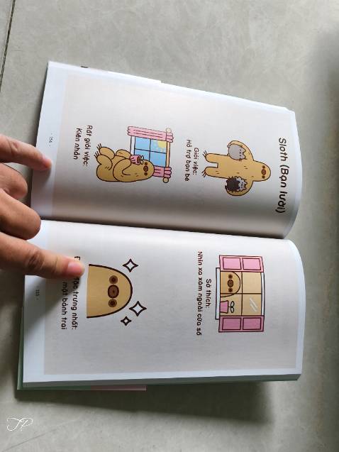 Giao nhanh, đóng gói cẩn thận, sách mới nguyên seal, đủ phụ kiện