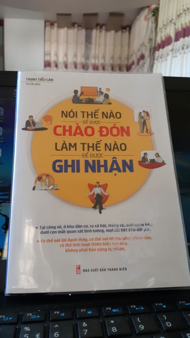 Cuốn sách này rất hay, nó cung cấp cho người đọc làm thế nào để giao tiếp một cách dễ dàng hơn