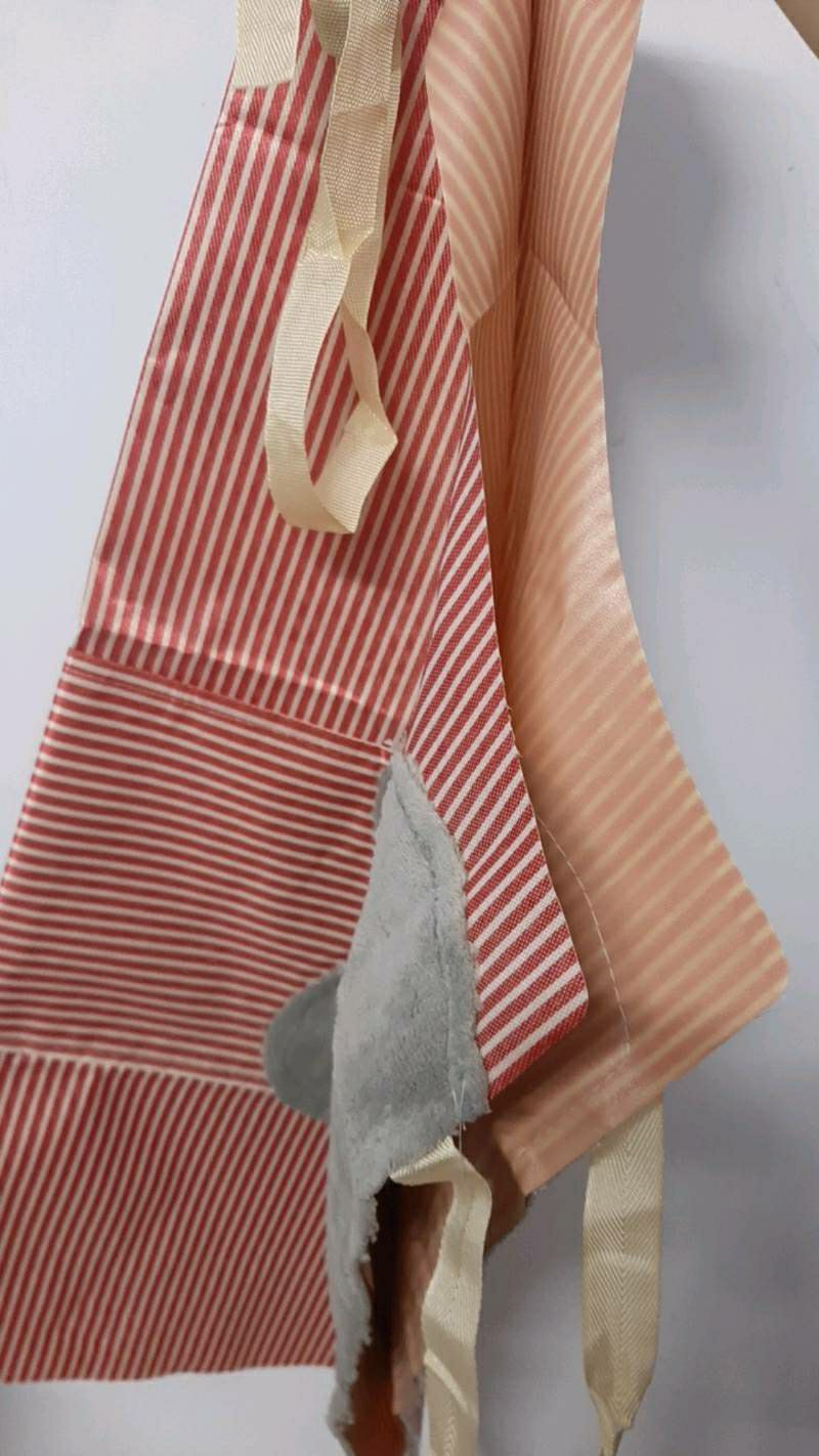 tạp dề dằn dặn, chất đẹp, nói chung rất đáng đồng tiền