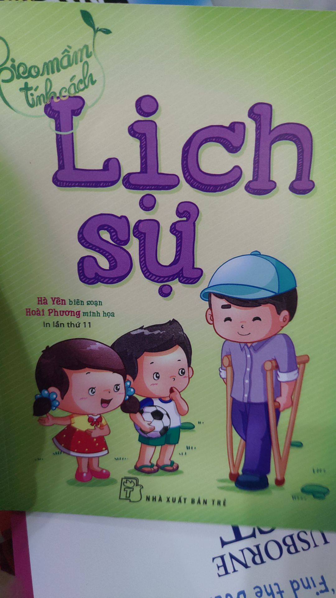 sách là những câu chuyện, thông qua đó bé sẽ hiểu chuyện hơn.