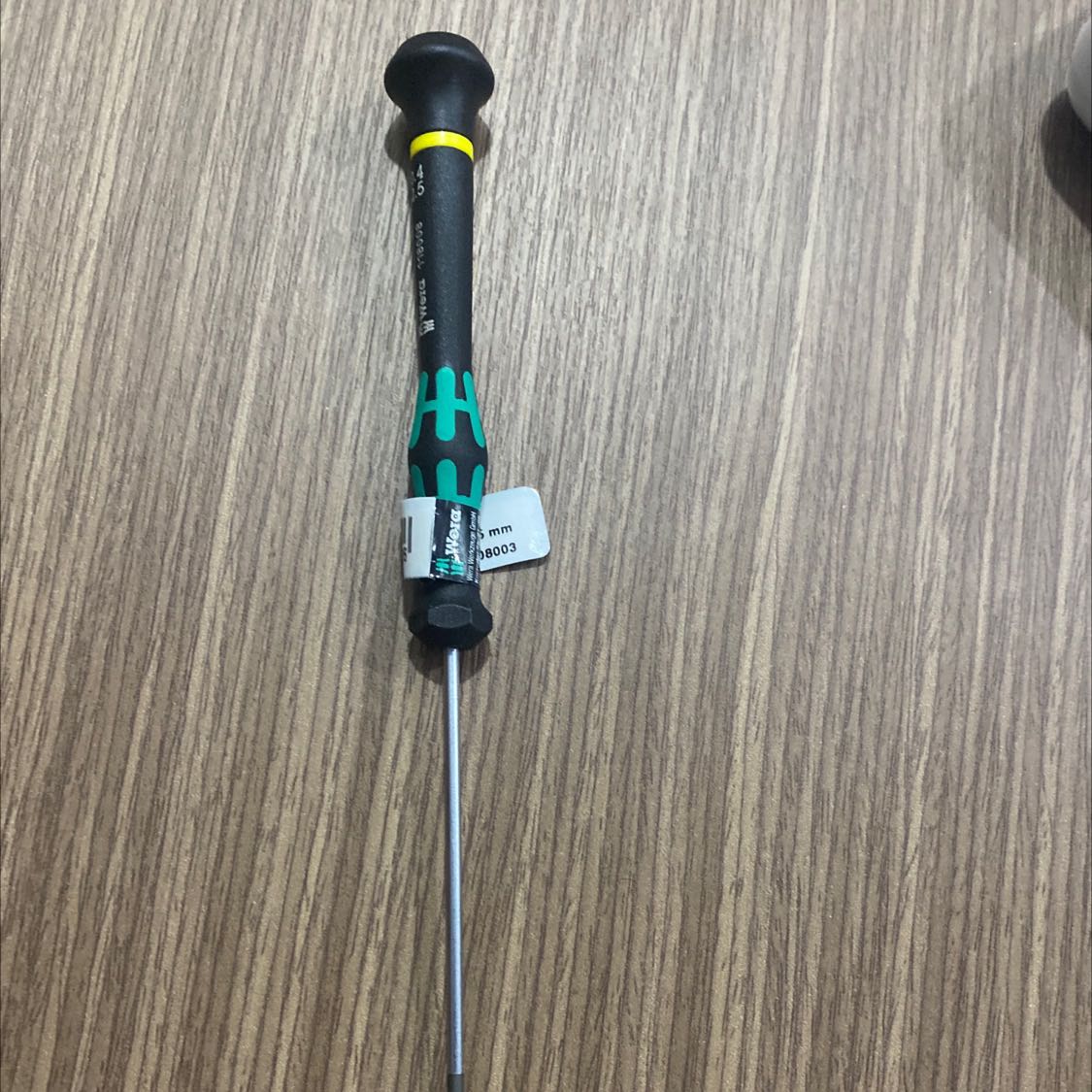 Tua vit nhỏ gọn rất đẹp