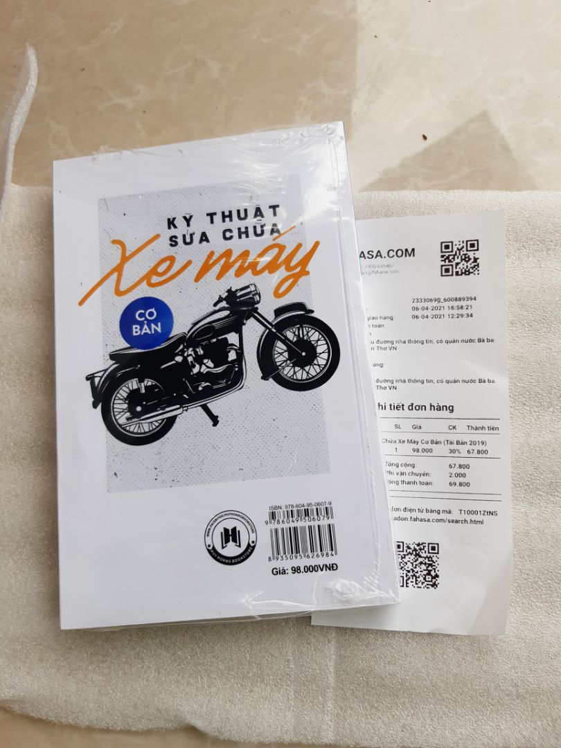 • Đóng gói kỹ lưỡng luôn nha
• Hình thức trình bài đẹp, dễ coi, dễ đọc, dễ hiểu, có hình ảnh mô tả chi tiết.
• Nguyên seal, sách có mùi thơm của giấy
• Có rất nhiều điều hay ho,bạn ko cần chuyên nếu k phải chuyên môn, có nhiều vấn đề cơ bản nên biết, để có thể khắc phục hoặc đi sửa chữa ko bị lừa, chặt chém...bla...bla