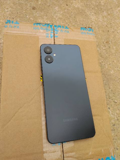 Gia ca phai chang dich vu chu dao giao hang nhiet tinh vui ve thoi gian giao hang nhanh hon du kien hen gap lai nhung don hang sau.