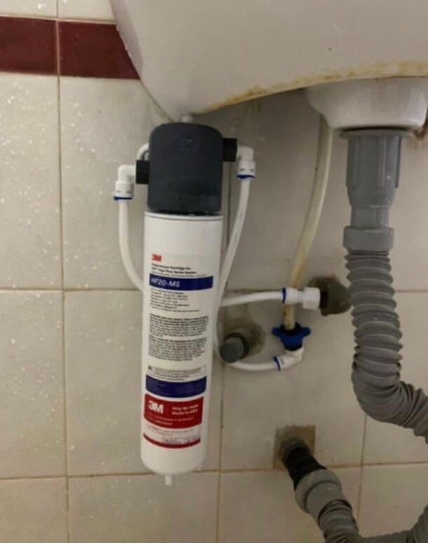 Nước lọc ra sạch, đạt chuẩn uống rất yên tâm, shop giao nhanh, nhân viên kỹ thuật lắp đặt nhiệt tình, hướng dẫn kỹ, chu đáo. Nước lọc ra sạch, đạt chuẩn uống rất yên tâm, shop giao nhanh, nhân viên kỹ thuật lắp đặt nhiệt tình, hướng dẫn kỹ, chu đáo.