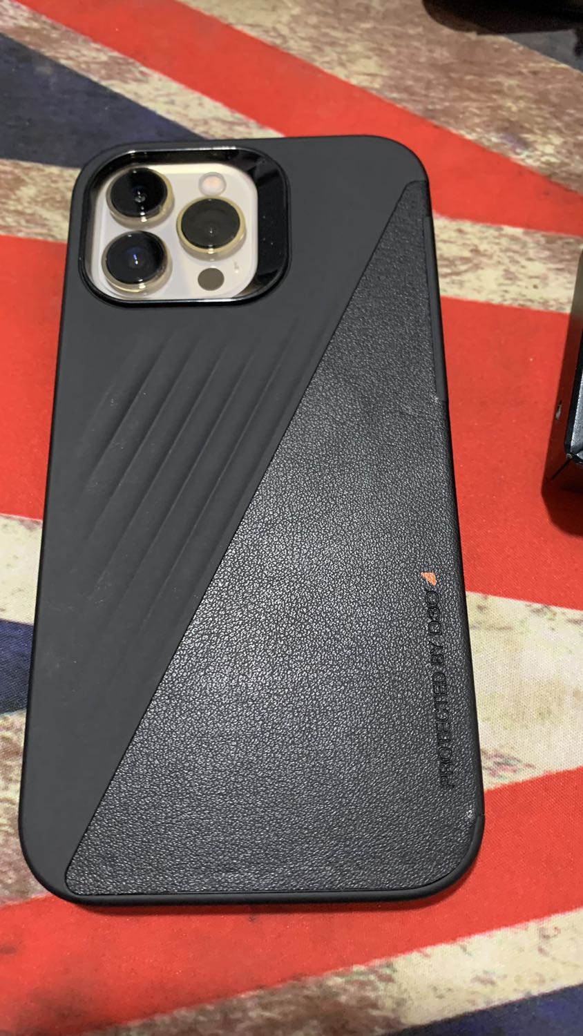 ốp cứng cáp ôm khít điện thoại 👍