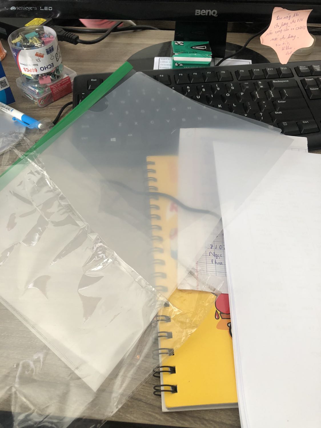 Chỉ có 1 bìa lá, mùnh đã đặt 1 xấp