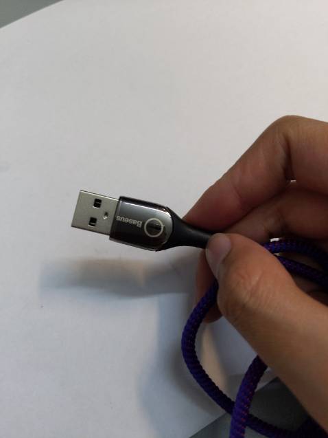 Hộp xấu. Đóng gói sản phẩm ok. Led hiển thị đc. Dây dài 1m. Dùng thời gian xem thế nào.