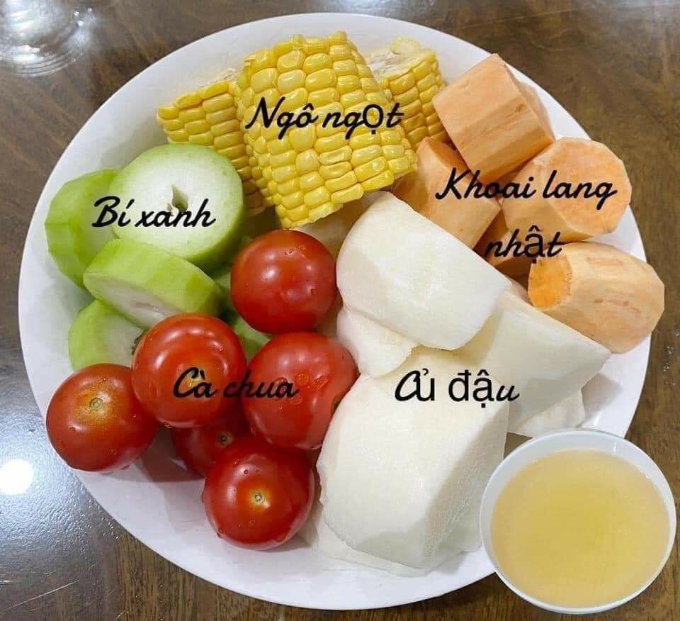 Mới nhận máy, gói cẩn thận, nhân viên giao hàng rất tệ không gọi giao hàng nhưng note hệ thống lần 1 khách hàng không nghe máy, lần 2 từ chối nhận hàng. Mình phải gọi điện chăm sóc khách hàng nhiều lần mới nhận được máy xay. Trải nghiệm giao hàng rất tệ. 
Chưa bao giờ mua hàng mà nhân viên giao hàng tệ không gọi điện giao hàng.