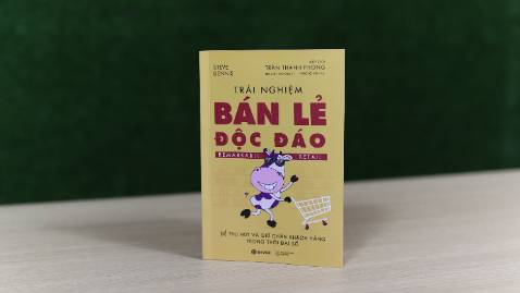 Một cuốn sách rất phù hợp ở thời điểm hậu covid này, nó giúp em rất nhiều trong xây dựng chiến lược kinh doanh. Cảm ơn tác giả và team đã dành thời gian công sức để đem lại một cuốn sách hay và rất thiết thực. Hy vọng rằng cuốn sách này giúp đỡ thêm nhiều bạn trẻ khác đang trong tư thế chuẩn bị bán lẻ🥰🥰🥰