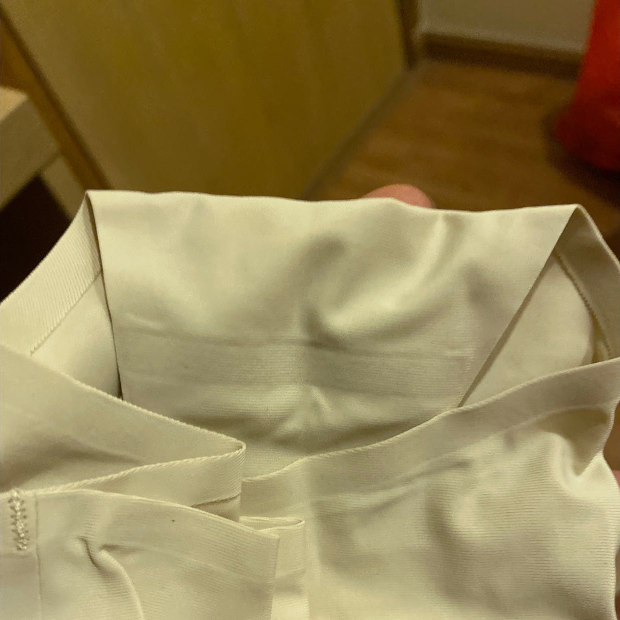 Muốn chech chi chinh đẹp quyễn rũ thì k thể thiếu e này. phải luôn xinh đẹp