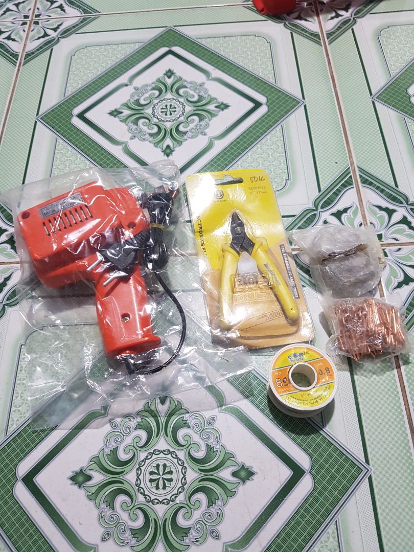 sản phẩm giống như mô tả rất là ok. đóng gói chắc chắn và kỹ lưỡng. nhân viên giao hàng cũng vui vẻ va nhiệt tình. mh chúc shop gặp nhiều may mắn nhé. mh se tiếp tục ủng hộ shop nữa nhé.