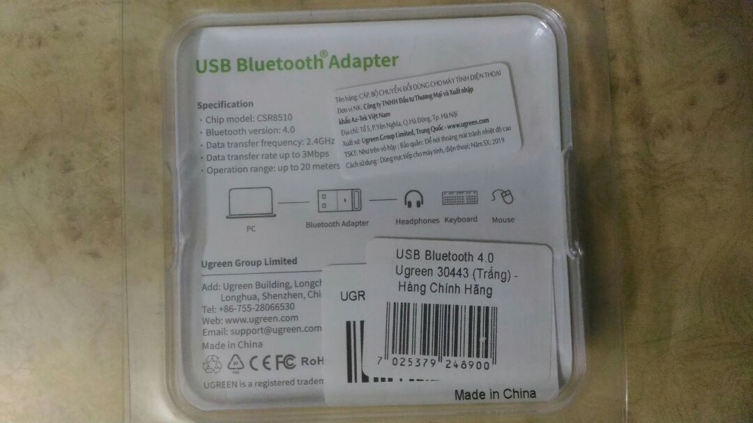 Hàng từ Tiki Trading, màu trắng. Laptop mình win 10 thì bluetooth mặc định không bị lỗi trong khi hạ cấp xuống win 7 64bit thì lỗi nên mới phải mua con ugreen này. Quá trình cài đặt từ đĩa khá lâu vì file nặng hơn 400mb. Cài xong khởi động lại và thấy trong device manager của windows có 2 mục Bluetooth Radios. Kết nối thử thì hoạt động tốt với 1 micro bluetooth, 1 loa bluetooth, 1 tay cầm chơi game bluetooth và 1 tai nghe thoại bluetooth. Riêng loa bluetooth của logitech thì không nhận. Kết nối ổn định, không bị trễ.

Bluetooth của ugreen khi kiểm tra setting thì thấy có nhiều tính năng hơn bluetooth của windows, ví dụ như có tích hợp tính năng share file trong ribbon của ms word...

Mới *** sơ bộ vậy, tuy hơi mất time cho cấu hình các thứ nhưng nhìn chung thì ổn.

Thêm nữa là sản phẩm không hoạt động trên android (thiếu tính năng bluetooth).