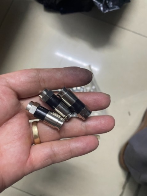 Hàng quá chất lượng shop ơi,bấm rất chất lượng,giao hàng nhanh