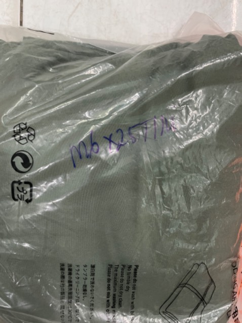 Trả tiền 1m8 mà giao hàng 1m6. Đề nghị shop trả lại tiền chênh lệch