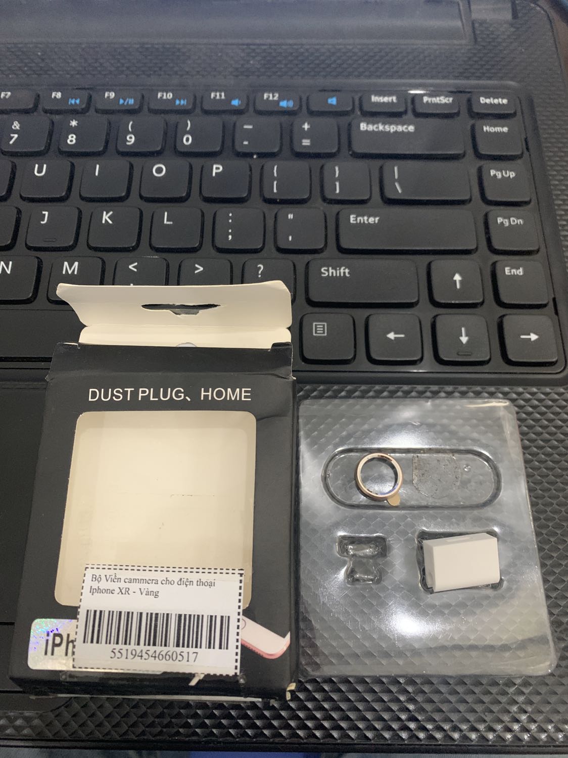 Quá thật vọng đề nghị gửi bổ sung nút chắn bụi, ko đáng bao nhiêu, quá mất uy tín, muốn bán 1 lần rồi thôi luôn à