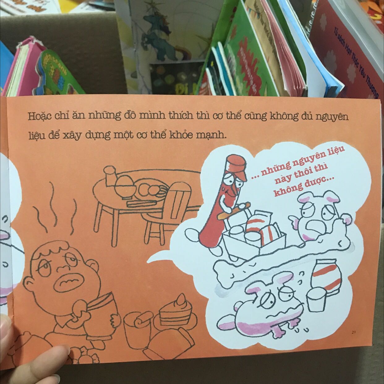 Sách in màu đẹp. Khổ hình chữ nhật. Hình vẽ dễ thương. Bé rất thích