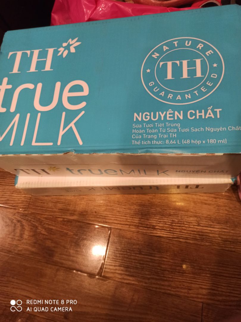 Sữa TH ngon trước giờ, tiki giao hàng siêu nhanh, sáng đặt chiều đã giao dù địa chỉ mình ở q9 không thuộc tikinow. rất hài lòng