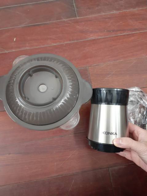 Máy đẹp chắc chắn, xay nhanh và nát
Có 2 chế độ cho bạn xay nhuyễn hoặc xay hạt
không nóng máy cối bằng thủy tinh dễ vệ sinh
lưỡi doa dời cực kỳ ok