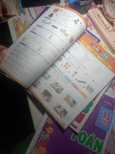 Sách đẹp, in màu rõ ràng khổ to