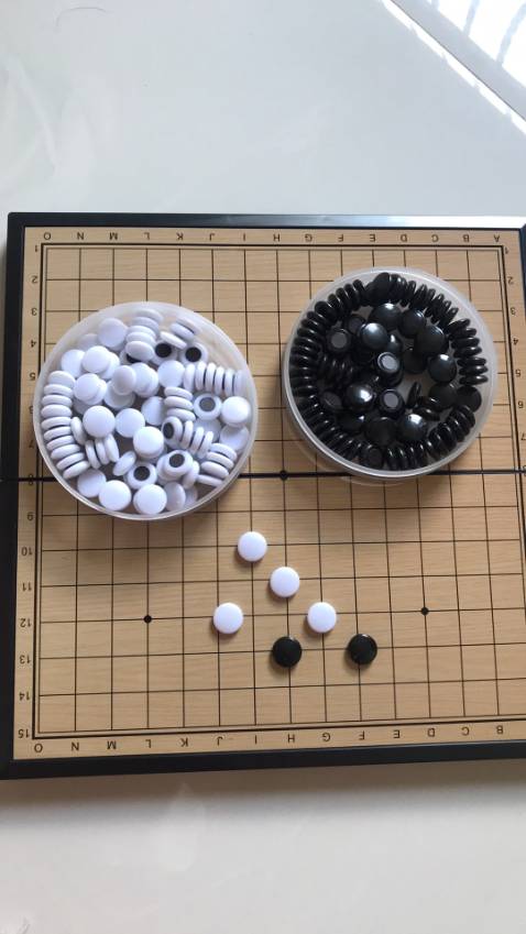 Mình có mua về cho 2 bé con nhà mình luyện cờ ca rô, minh thì luyện cờ vây. Phải nói với giá thành có hơn 100 k mà mua được sản phẩm như này quả là giá rẻ bất ngờ mà chất lượng cũng rất vượt trội chứ không phải lởm khởm nha quý vị! màu sắc đen trắng trông khôn chứ không dại hay bám dính hời hợt như mấy chỗ mua ở bên khác1
mình đặt 1 bộ quân nhiều, 1 bộ quân ít nhưng đều kích thước 28.5x28.5cm. mỗi bộ có cái hay riêng, mặt bàn khá bóng nhẵn, và độ bám hít nam châm tốt! sẽ còn trải nghiệm, và mấy nữa có thể sẽ mua bộ to. khuyên các bạn nên mua!! Mình có mua về cho 2 bé con nhà mình luyện cờ ca rô, minh thì luyện cờ vây. Phải nói với giá thành có hơn 100 k mà mua được sản phẩm như này quả là giá rẻ bất ngờ mà chất lượng cũng rất vượt trội chứ không phải lởm khởm nha quý vị! màu sắc đen trắng trông khôn chứ không dại hay bám dính hời hợt như mấy chỗ mua ở bên khác1
mình đặt 1 bộ quân nhiều, 1 bộ quân ít nhưng đều kích thước 28.5x28.5cm. mỗi bộ có cái hay riêng, mặt bàn khá bóng nhẵn, và độ bám hít nam châm tốt! sẽ còn trải nghiệm, và mấy nữa có thể sẽ mua bộ to. khuyên các bạn nên mua!!