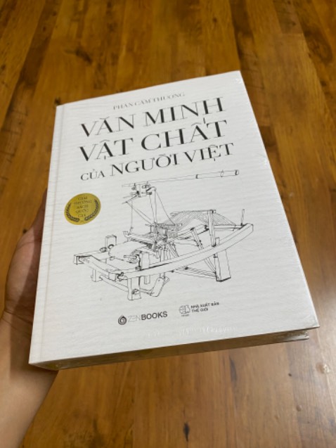 Đóng gói ko cẩn thận lắm, nhưng sách ok.