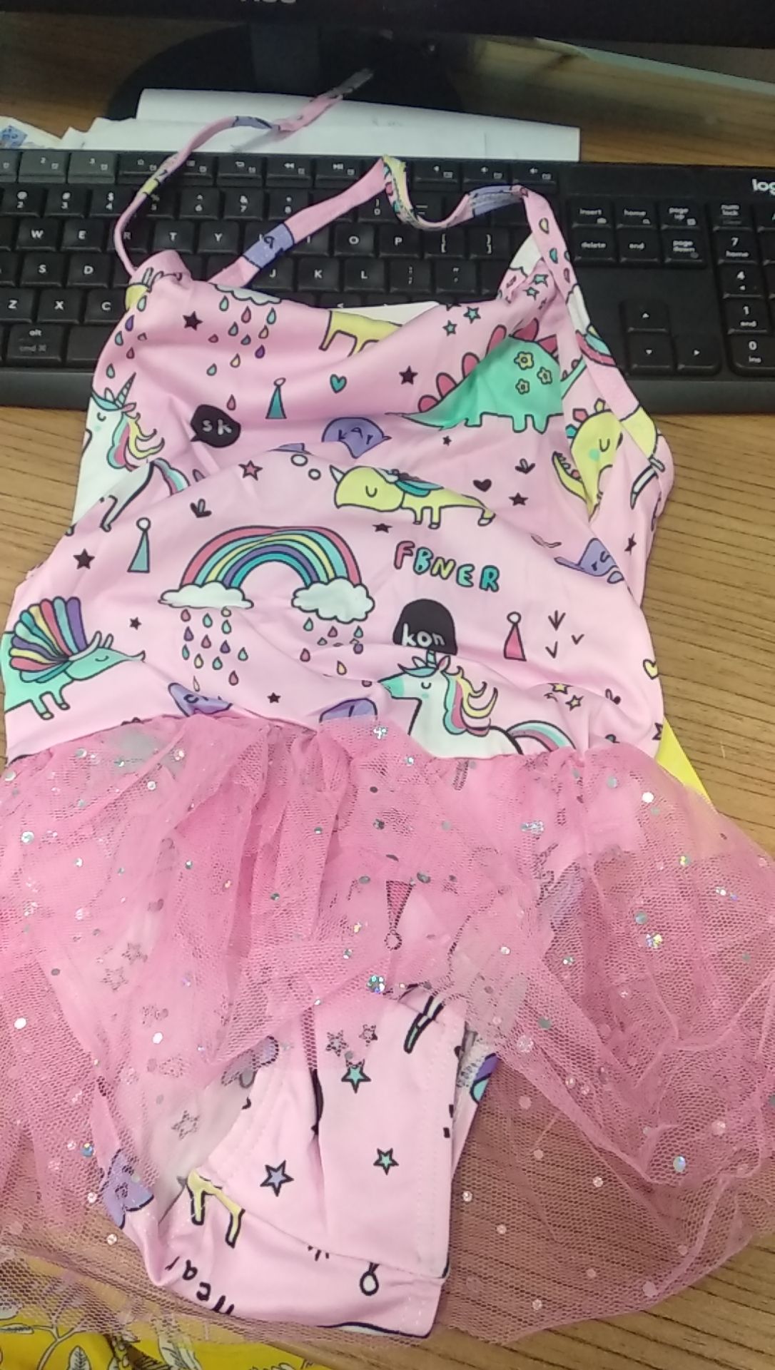 đầm đẹp, giao nhanh, goi cân thận