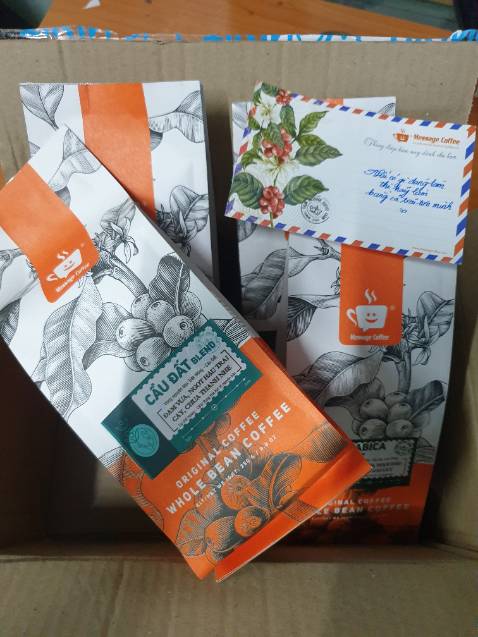 Mình đã thử rất nhiều loại cafe nhưng đây là loại mà mình ưng nhất lun. Mới được 1 người bạn giới thiệu về thương hiệu Message coffee này nên mình mua thử. Đúng là rất chất lượng. Shop cũng rất chu đáo khi tặng kèm 1 lá thư viết tay nữa. Điểm 10 cho chất lượng phục vụ. Sẽ ủng hộ lâu dài.