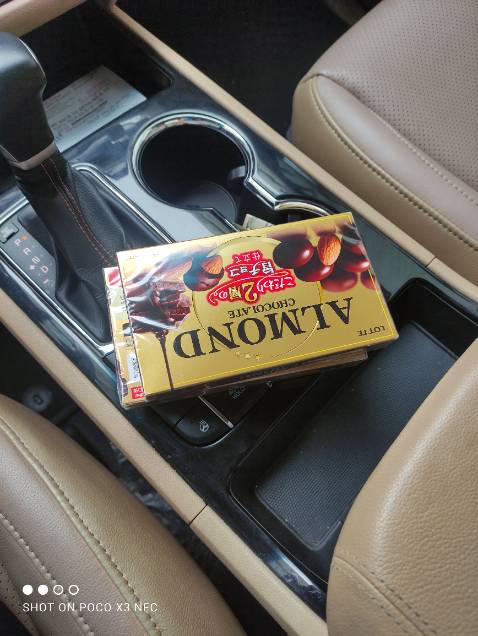 Mủ chất liệu rất tệ.nói chung không tốt mua về cất chứ ko mang đx