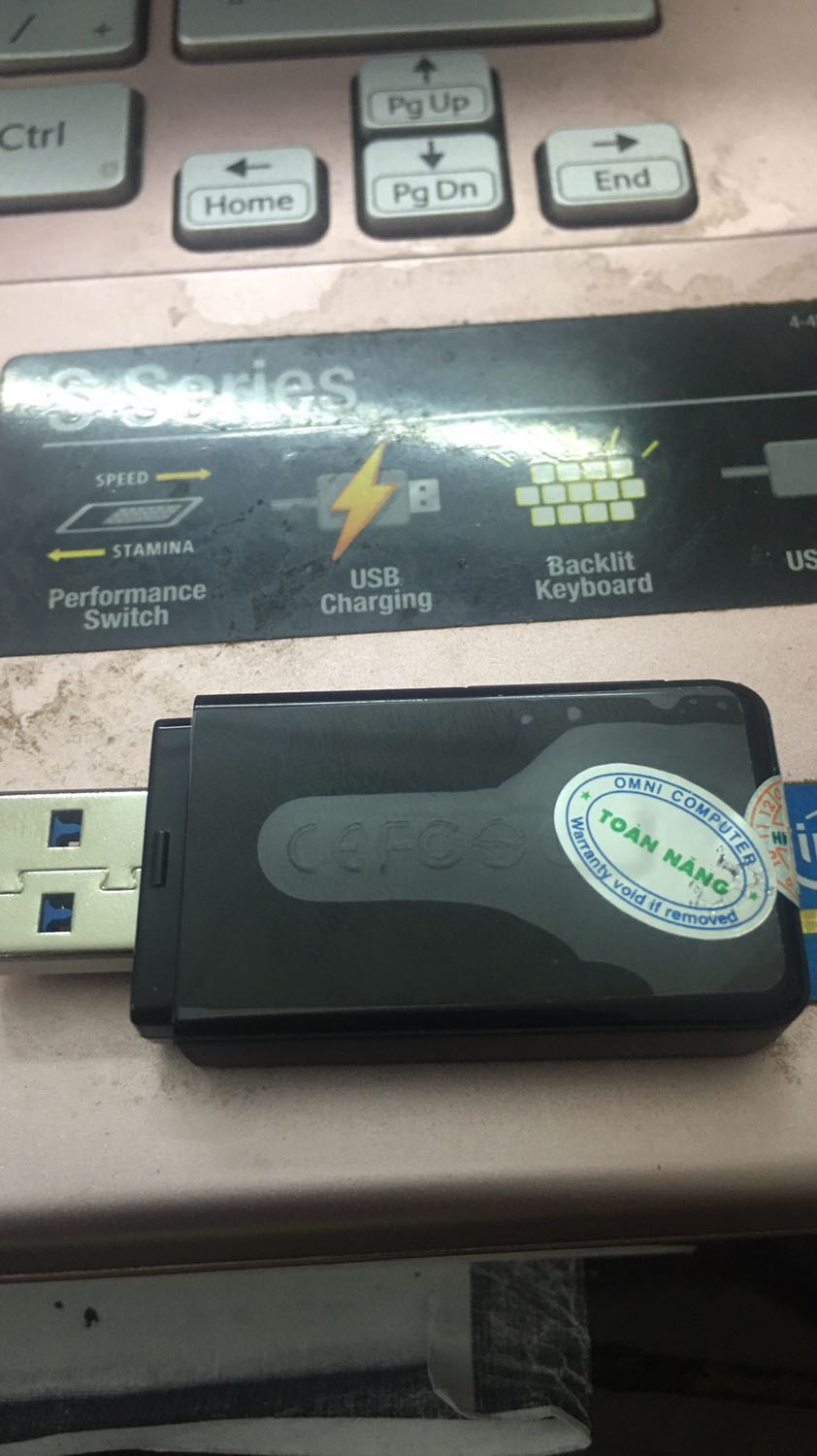 Chất lượng ổn nhưng về mĩ quan không đẹp lắm. Khi cầm kêu “cọt kẹt” cảm giác không chắc. Chất lượng ổn nhưng về mĩ quan không đẹp lắm. Khi cầm kêu “cọt kẹt” cảm giác không chắc.