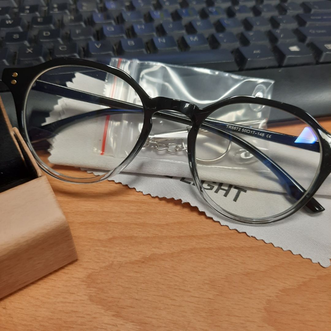 hơi rộng xíu chắc tại mặt nhỏ. còn lại ok hết