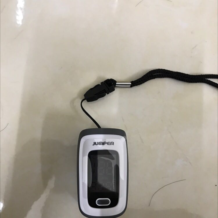 Máy đo chất lượng, đúng chính hãng! Shop bán có kèm theo phiếu bảo hành!! Canh được lúc sale nên rẻ hơn giá thường khá nhiều!!Cảm ơn shop rất nhiều!!