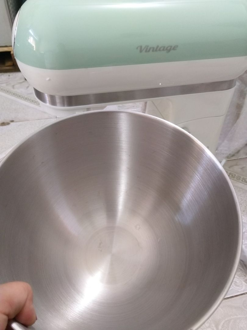 mẫu mã RẤT đẹp, chạy êm, mới lấy về nên cắm điện chạy thử thì sơ bộ thấy RẤT TUYỆT, còn độ bền thì để xài tgian mới biết, đặc biệt đóng gói RẤT CẨN THẬN.