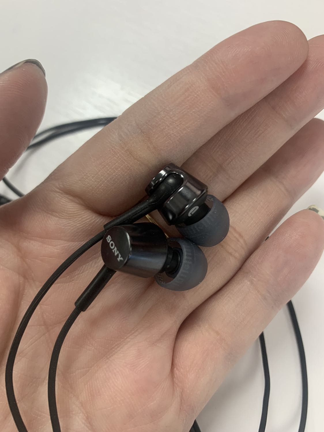 Hàng giao đúng hẹn, dây đẹp và âm thanh ổn ạ 🥰 Hàng giao đúng hẹn, dây đẹp và âm thanh ổn ạ 🥰