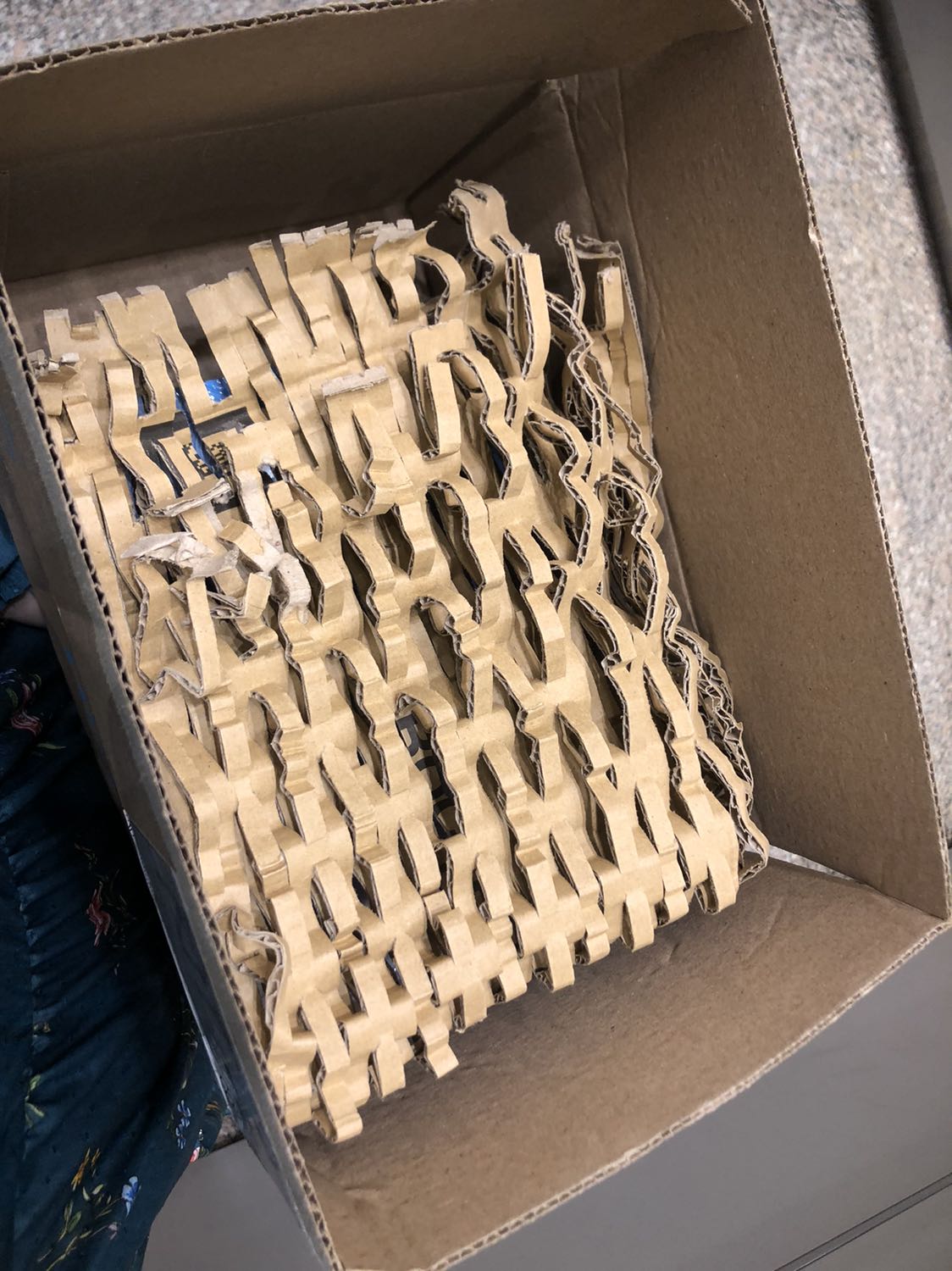 Đóng gói ok, giao hàng nhanh, sách được bọc kỹ và mới. Thích tiki vì có lịch trình giao hàng rõ ràng