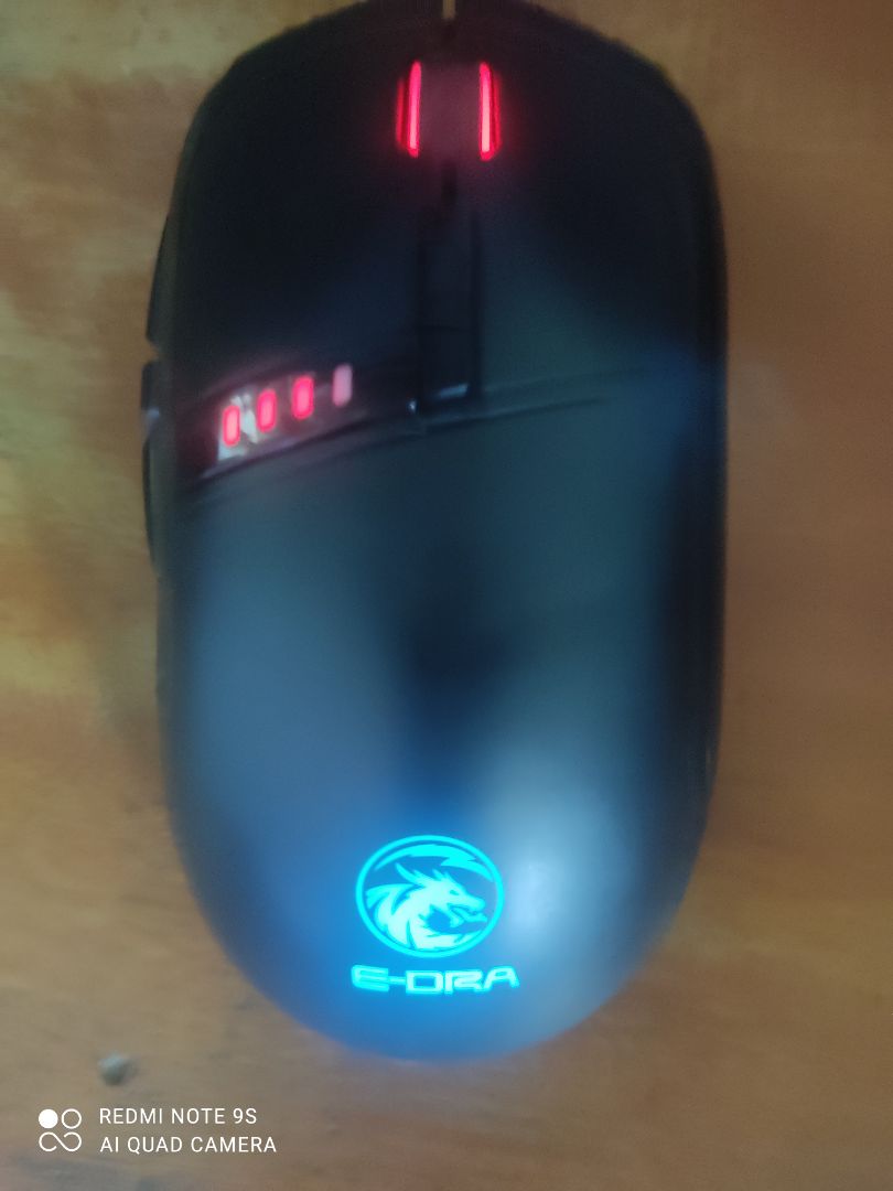 chuột đầy đủ chức năng, kết nối đc với app, nhưng không hiểu tại sao shop lại bóc nát hộp của tôi ra, ngoài ra còn có dấu hiệu đã qua sử dụng, nếu không trả lời rõ tôi sẽ trả hàng chuột đầy đủ chức năng, kết nối đc với app, nhưng không hiểu tại sao shop lại bóc nát hộp của tôi ra, ngoài ra còn có dấu hiệu đã qua sử dụng, nếu không trả lời rõ tôi sẽ trả hàng