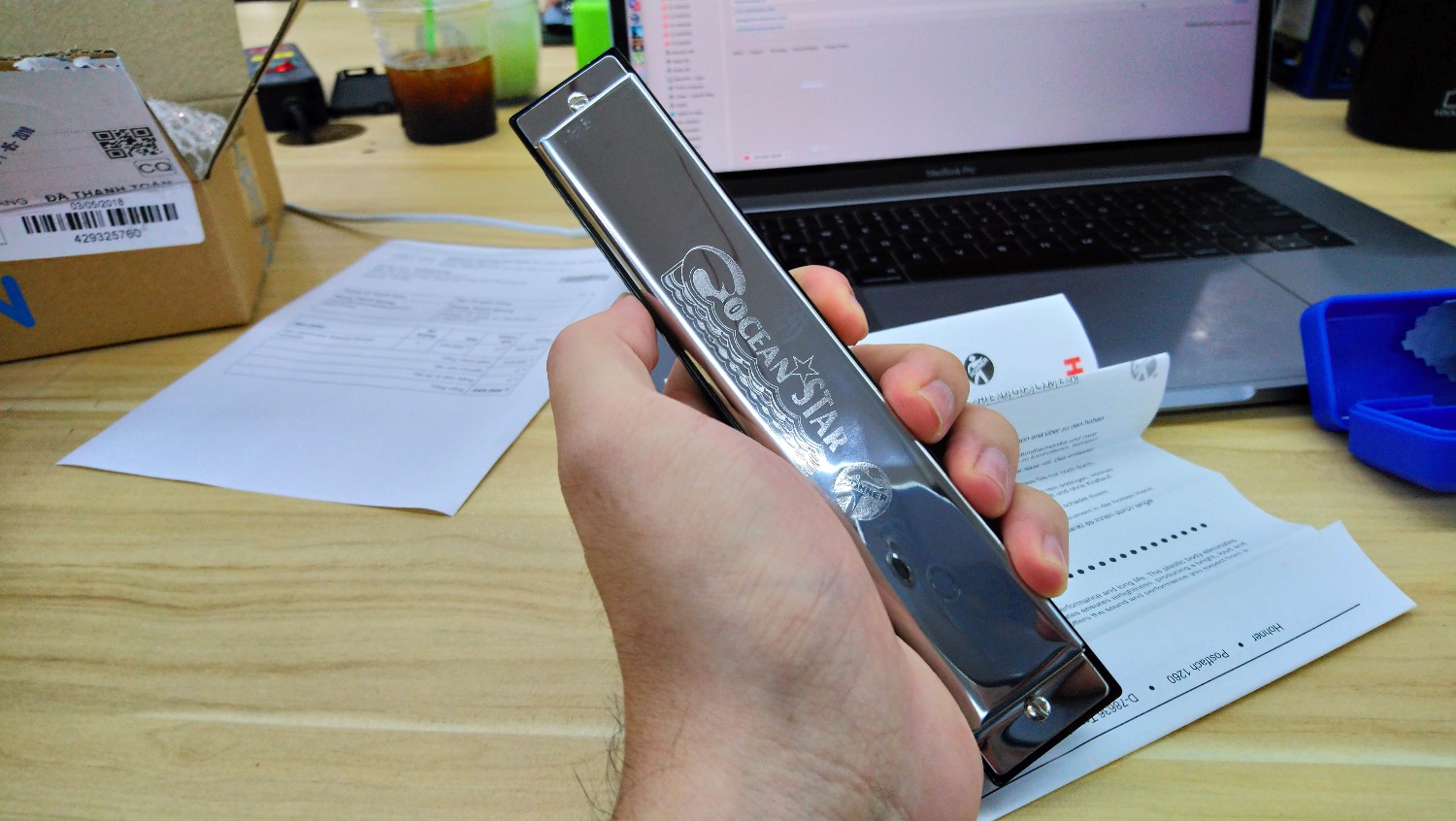 Mua về thấy bị trầy, mà thôi xài luôn. Cho 4 sao vui vẻ!