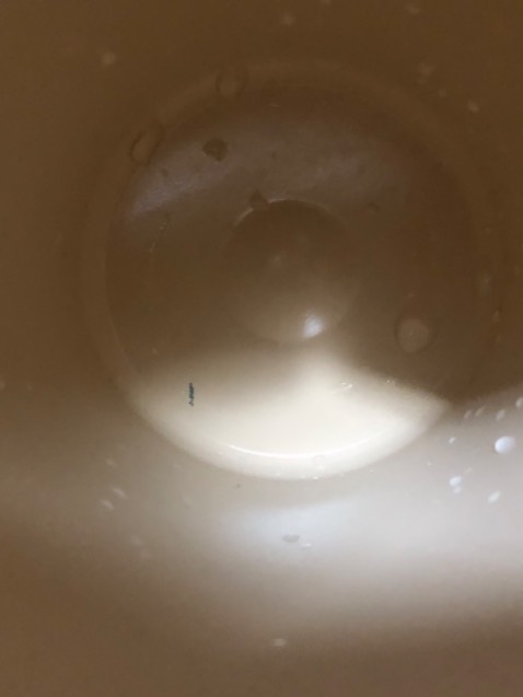 Đóng gói giao hành rất nhanh, đặt deem hôm trước mà chiều hôm sau đã nhận được. Dịch vụ rất tốt. Nhưng chất lượng cốc ko ổn. Mình mới dùng 2 lần mà đã bị xước lớp sứ tráng bên trong. Mình rửa cốc hoàn toàn bằng tay với nước lã, ko dùng dụng cụ và nước rứa bát luôn.