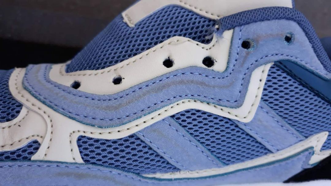 chỉ cần xịt, chà nhẹ và cảm nhận thành phẩm ???