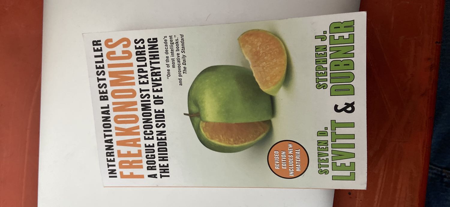 Sách giao không bị vênh méo, giao hàng nhanh