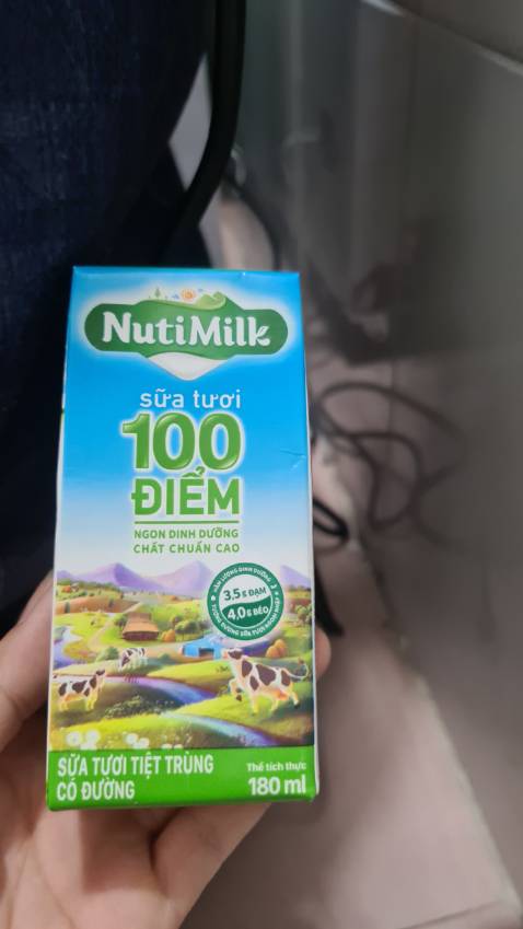 sữa tươi thơm béo vừa đủ , nói chung là ngon