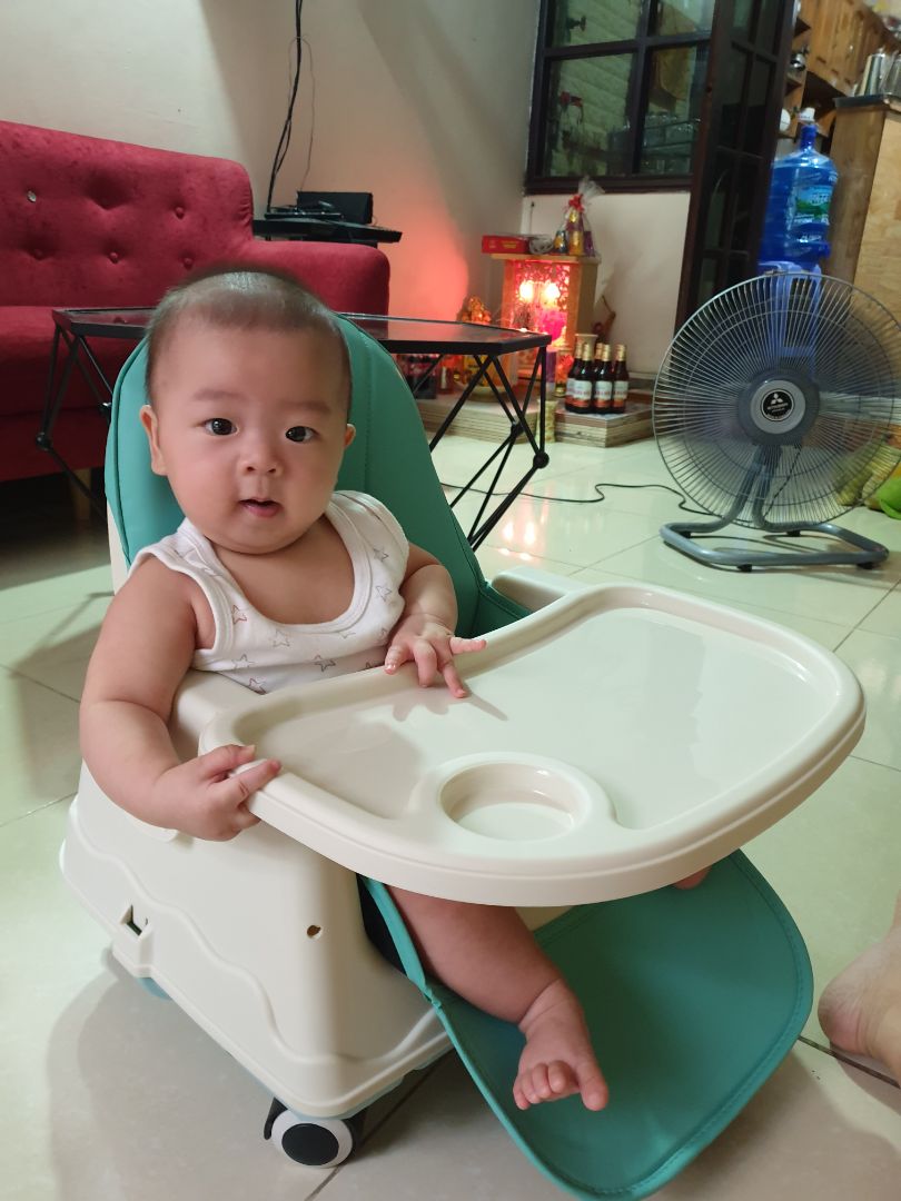 đọc review thấy có người bảo vỡ bảo này nọ cũng lo. về thì hiện tại ghế chắc chắn đủ bánh ngồi cũng oke. con hợp tác. mìa hè ghế da hơi nóng thôi. đọc review thấy có người bảo vỡ bảo này nọ cũng lo. về thì hiện tại ghế chắc chắn đủ bánh ngồi cũng oke. con hợp tác. mìa hè ghế da hơi nóng thôi.