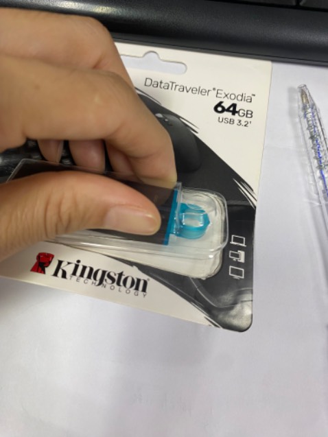 Sp đã bị mở ra rồi. Shop bữa sau gửi mới cho khách chứ Sp đã bị mở ra rồi. Shop bữa sau gửi mới cho khách chứ