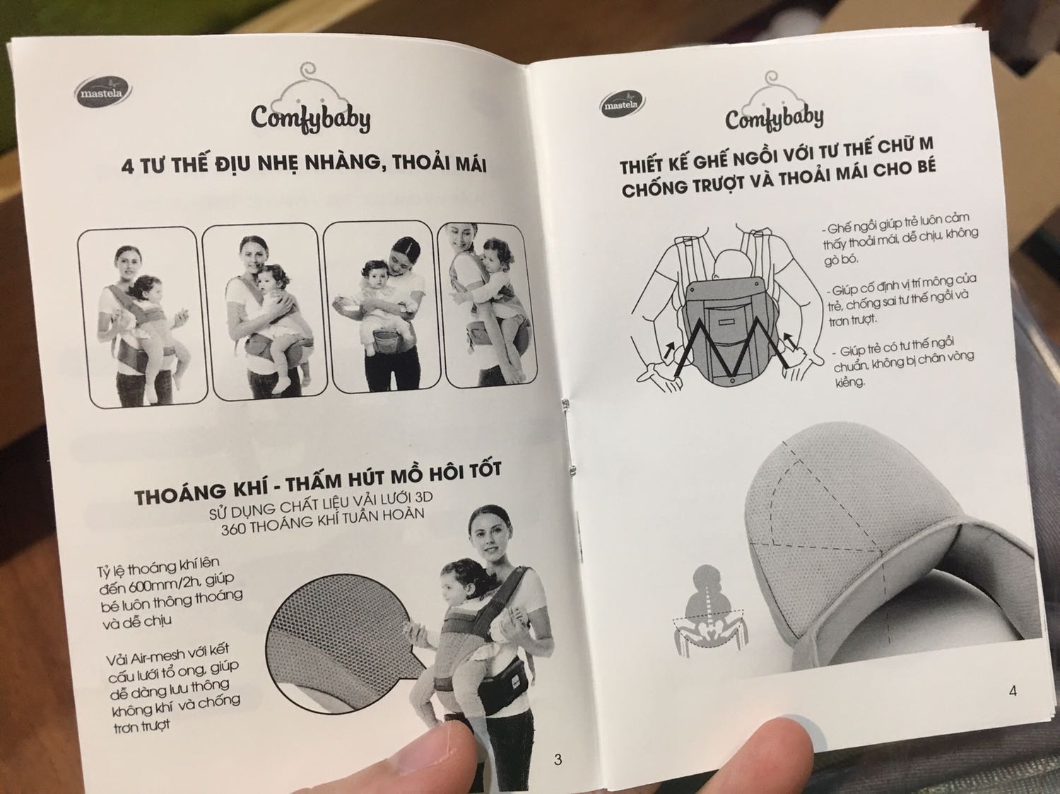 Địu chắc chắn, màu sắc trung tính, chất liệu bằng vải kaki dày dặn, mềm mại. Có mũ trùm che cho bé được nhét gọn phía trong địu.